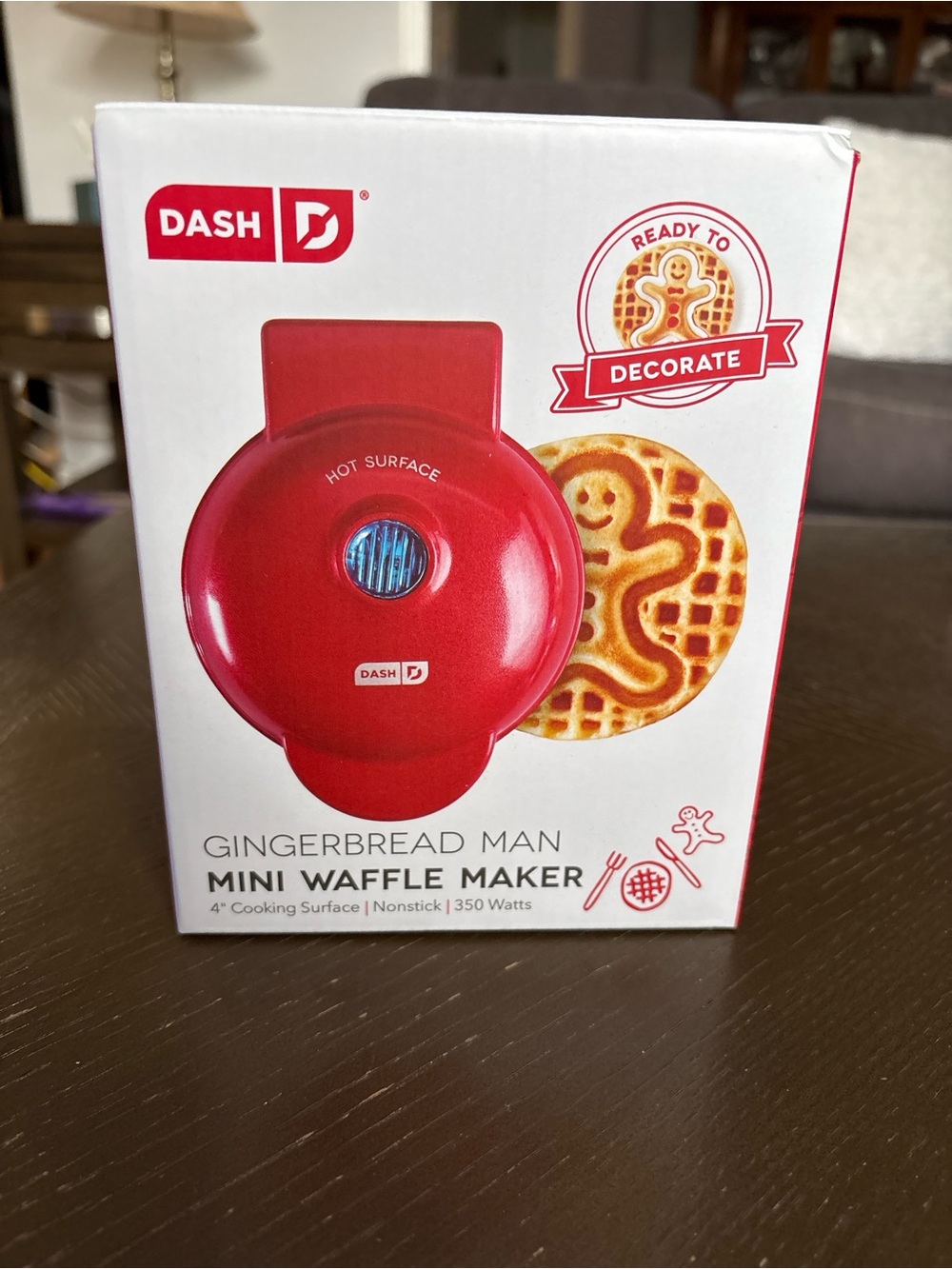 NWT Dash Mini Waffle Maker